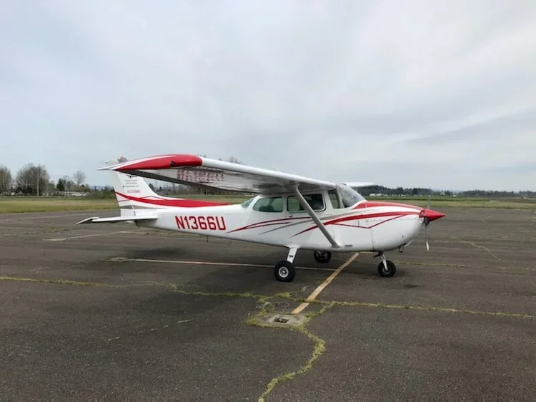 Cessna 172 training airplane